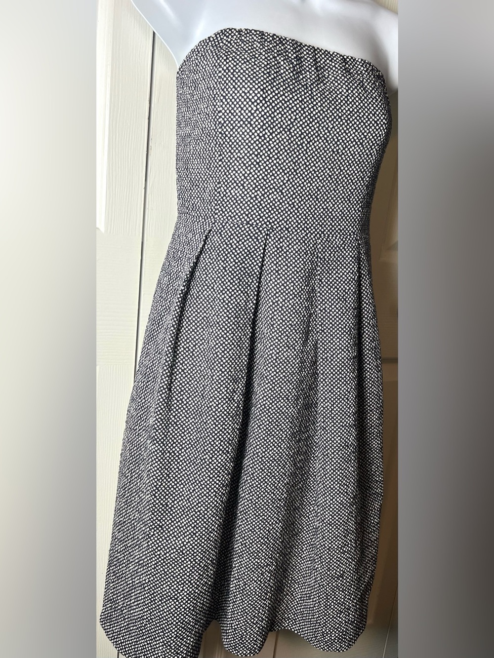 J CREW Strapless Dress Polka Dot Black White Sun Seersucker Empire Knee Length - Picture 5 of 11
